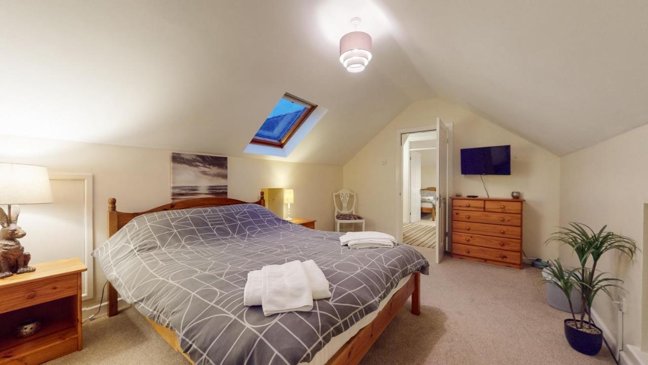 Jaw-Dropping Beach House In Anglesey Benllech Buitenkant foto
